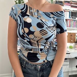 Donna Blue and Black Abstract Blouse